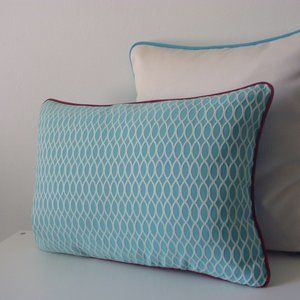 Blue/White & Red, Indoor/Outdoor Pillow Cover 14" x 20"